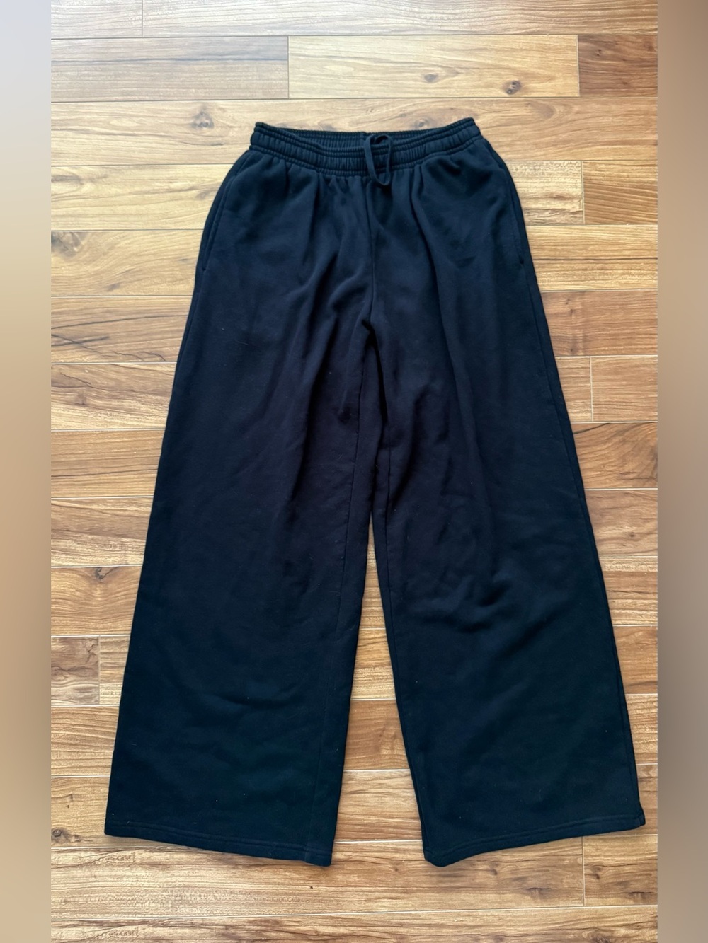 Uniqlo Black Wide Leg Drawstring Sweatpants XS